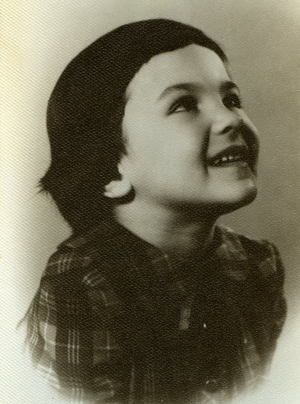 Анна Литвинова в детстве