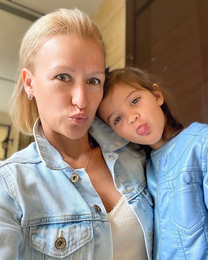 Татьяна Волосожар с дочкой