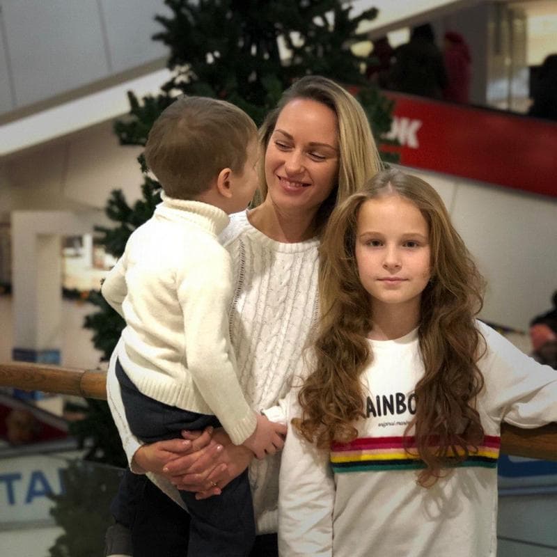 Анастасия Ефимова с детьми