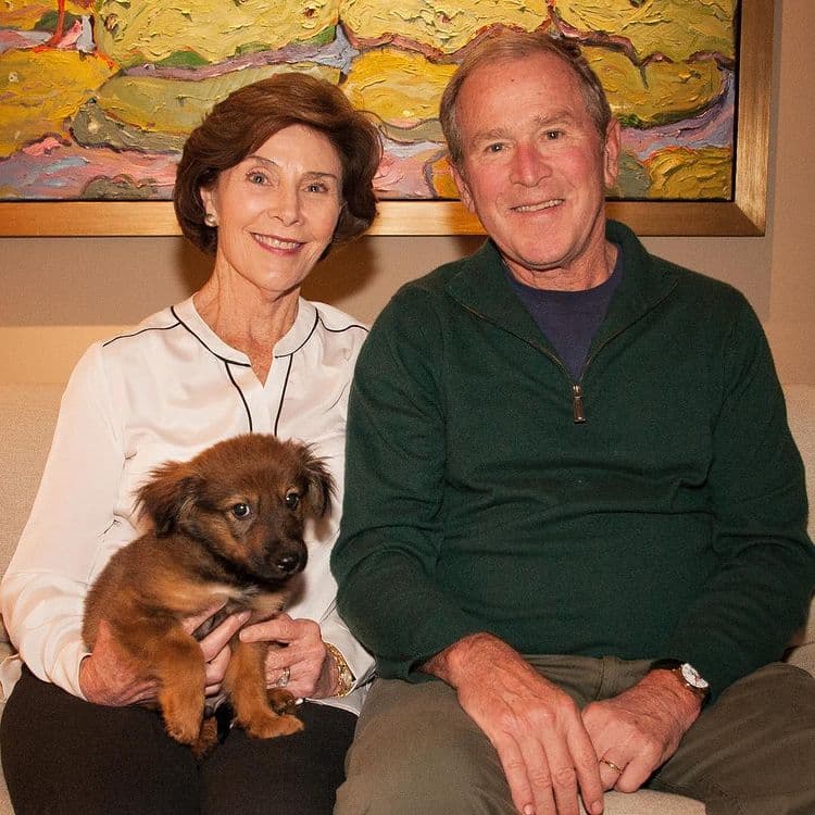 Джордж Буш — младший с женой