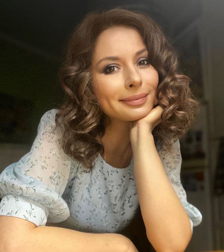 Актриса Ирина Лачина