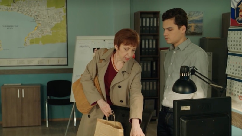 Вера Степановна (Галина Петрова) и Леонид (Василий Буткевич)