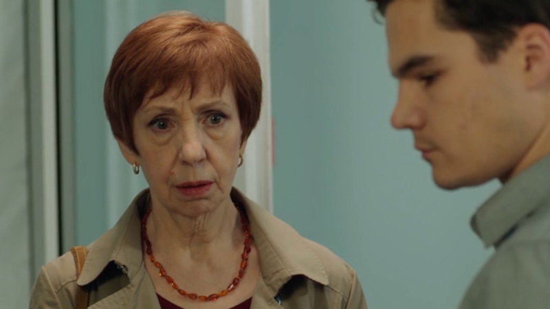 Галина Петрова в образе Веры Степановны