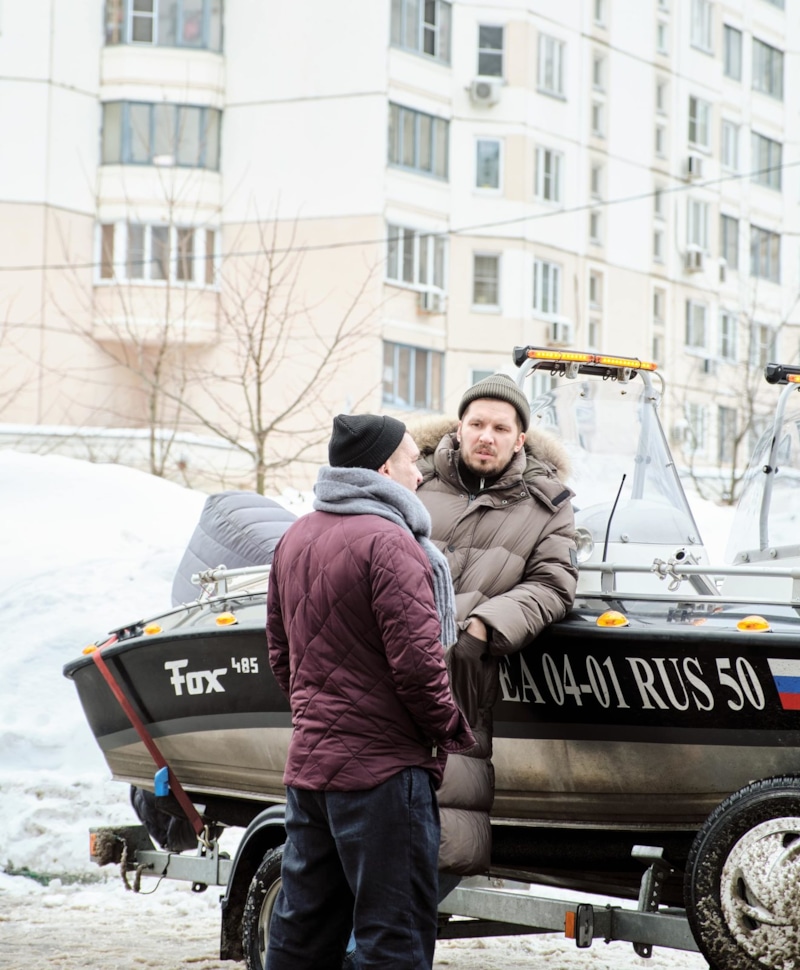 Сергей Канаев в образе Паши в сериале «Праздники»